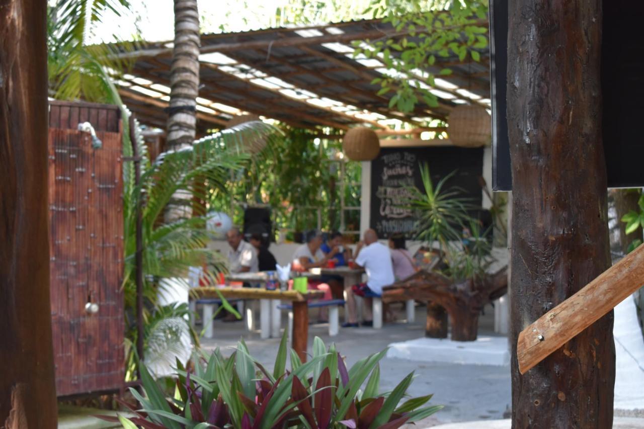 Lobo Inn ตูลุม ภายนอก รูปภาพ