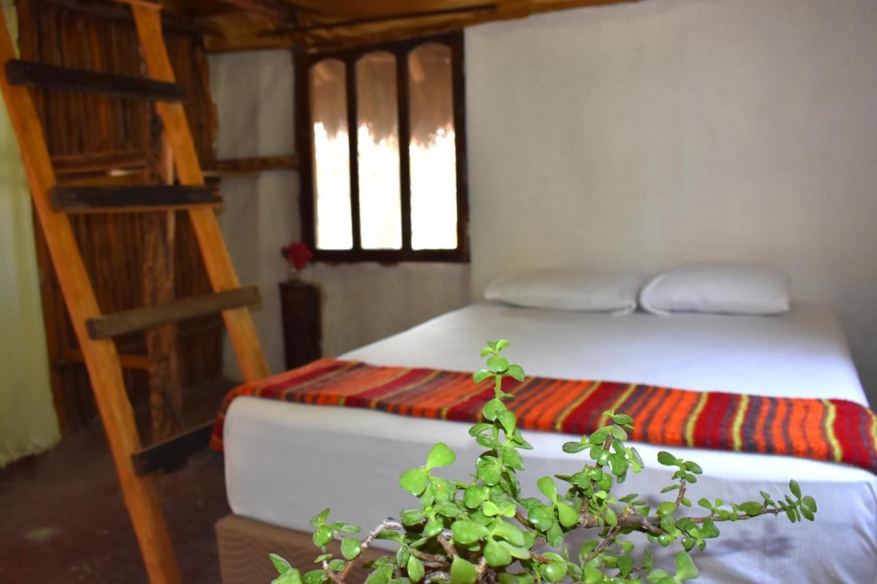 Lobo Inn ตูลุม ภายนอก รูปภาพ